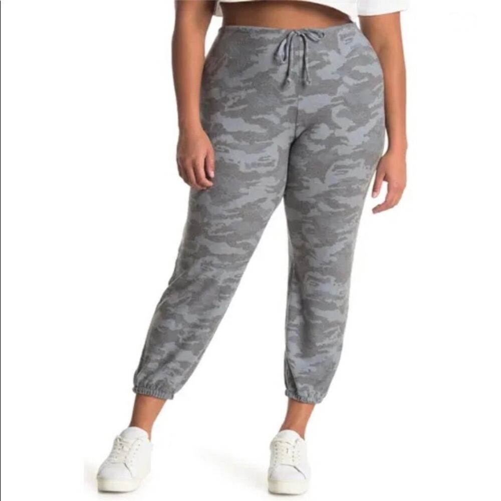 Chaser Blue Love Camouflage Love Brushed Knit Joggers Sz.1X NWT